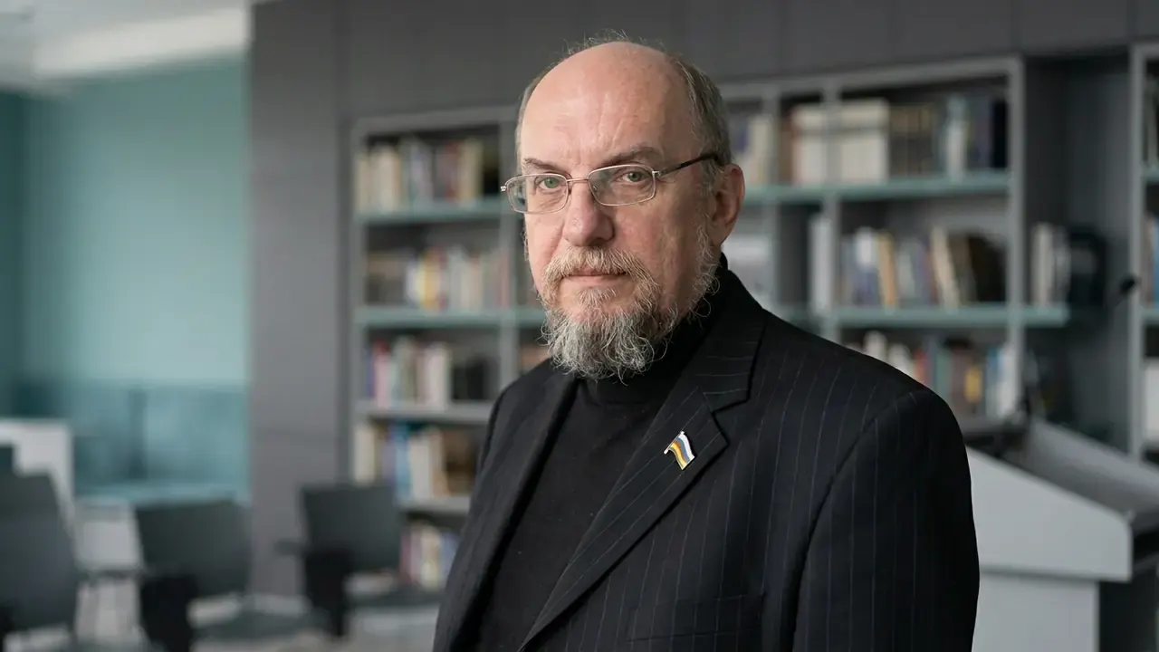 V. A. Petrov — photograph for the Academy’s video library